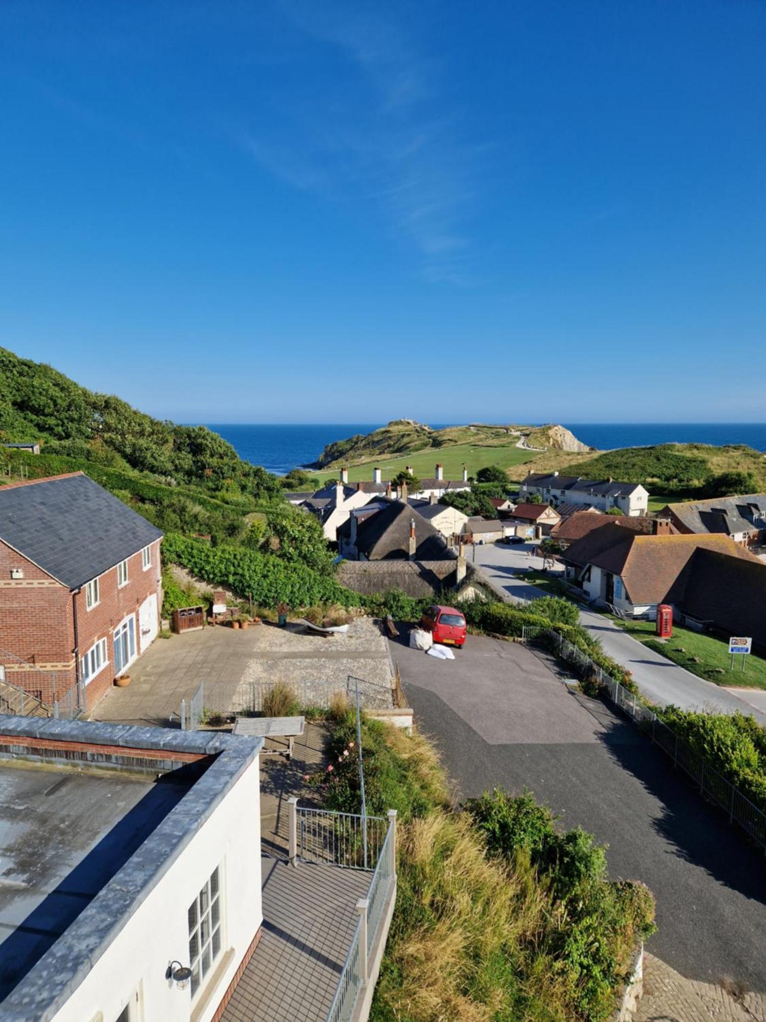 Durdle Door Hotel Lulworth Cove Exterior photo