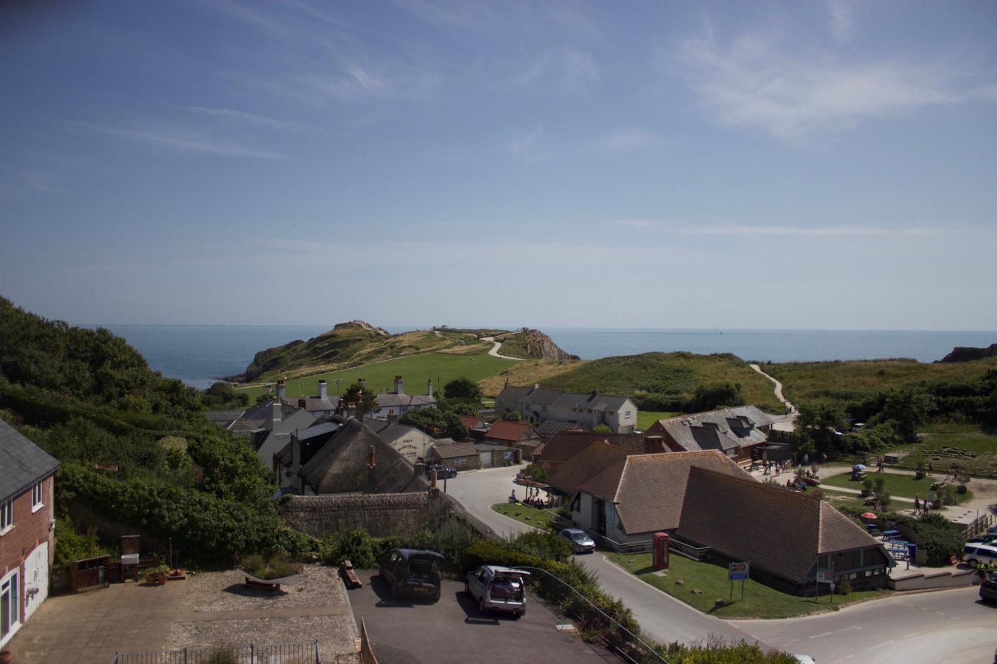 Durdle Door Hotel Lulworth Cove Exterior photo