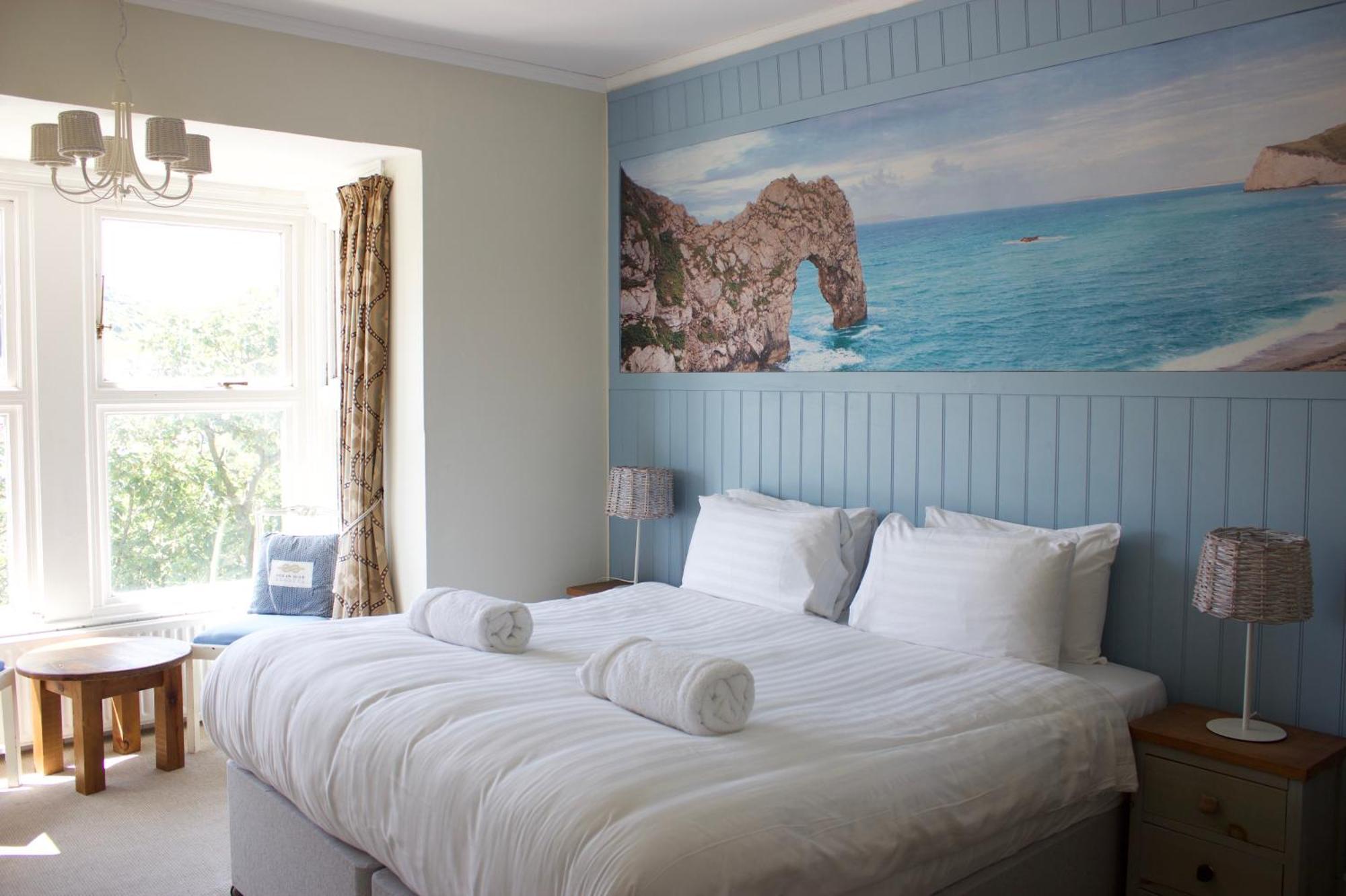 Durdle Door Hotel Lulworth Cove Exterior photo